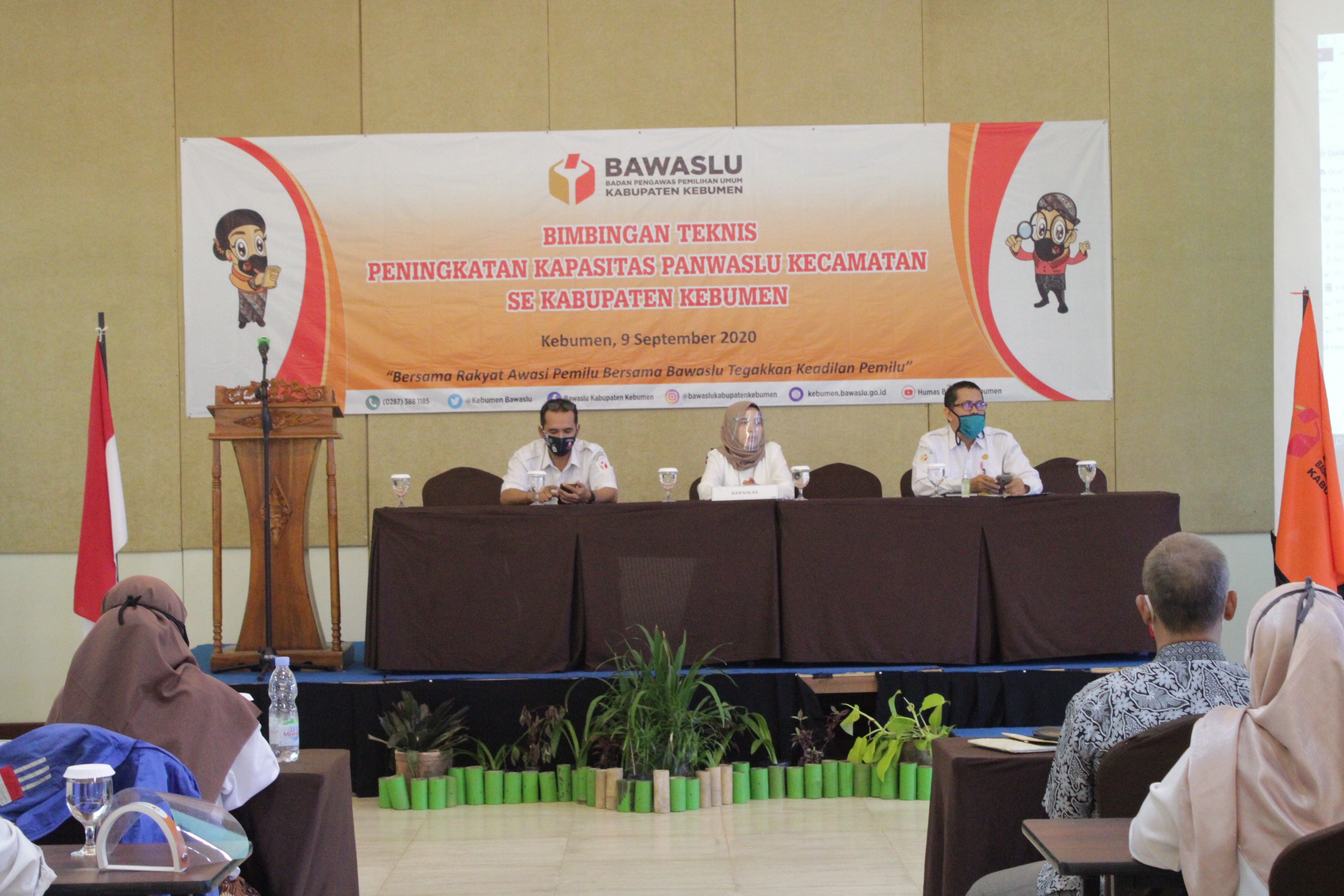 TINGKATKAN KAPASITAS PANWASCAM, BAWASLU ADAKAN BIMBINGAN TEKNIS