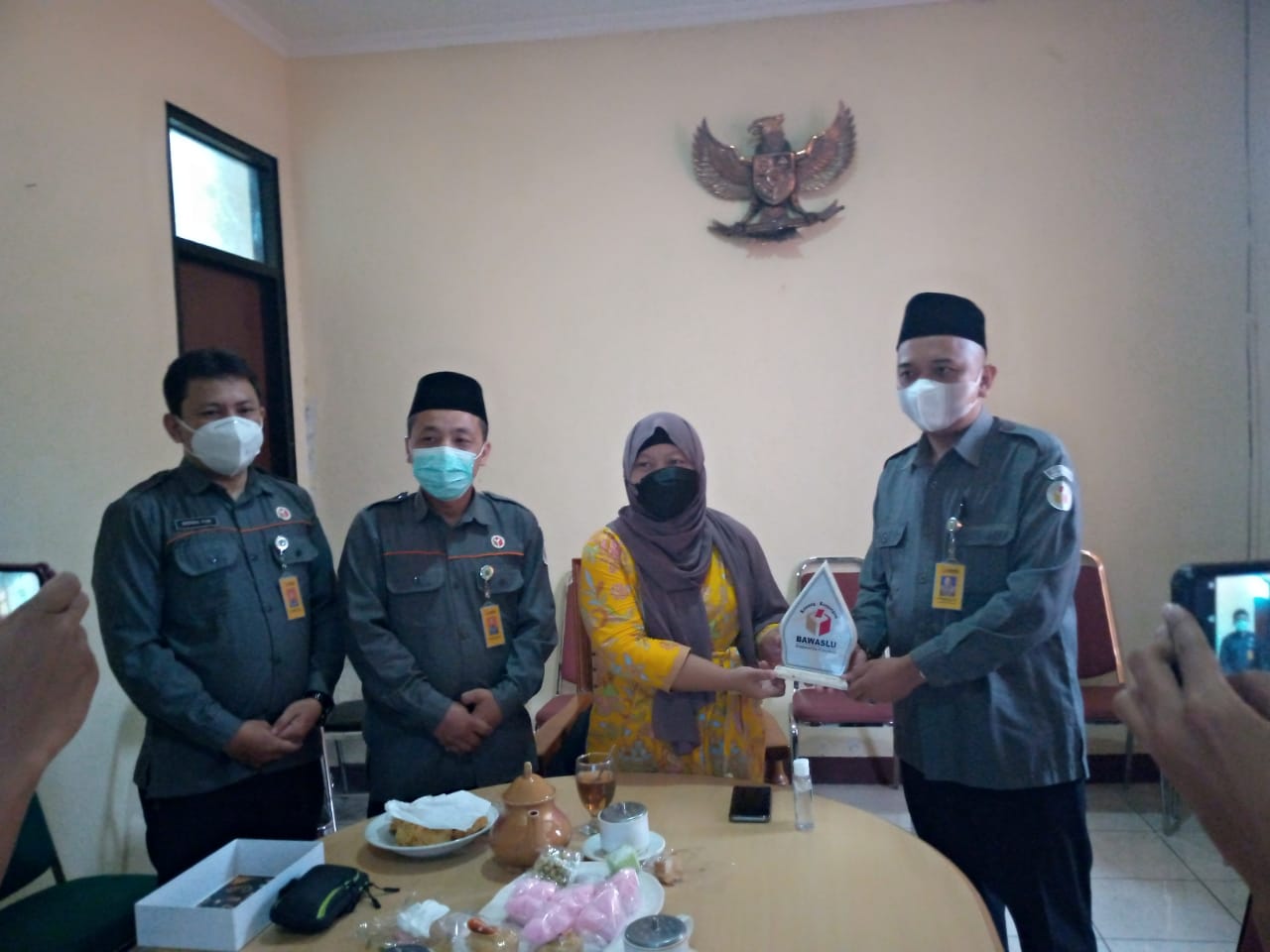 Tingkatkan Layanan KIP, Bawaslu Kebumen lakukan audiensi ke Komisi Informasi