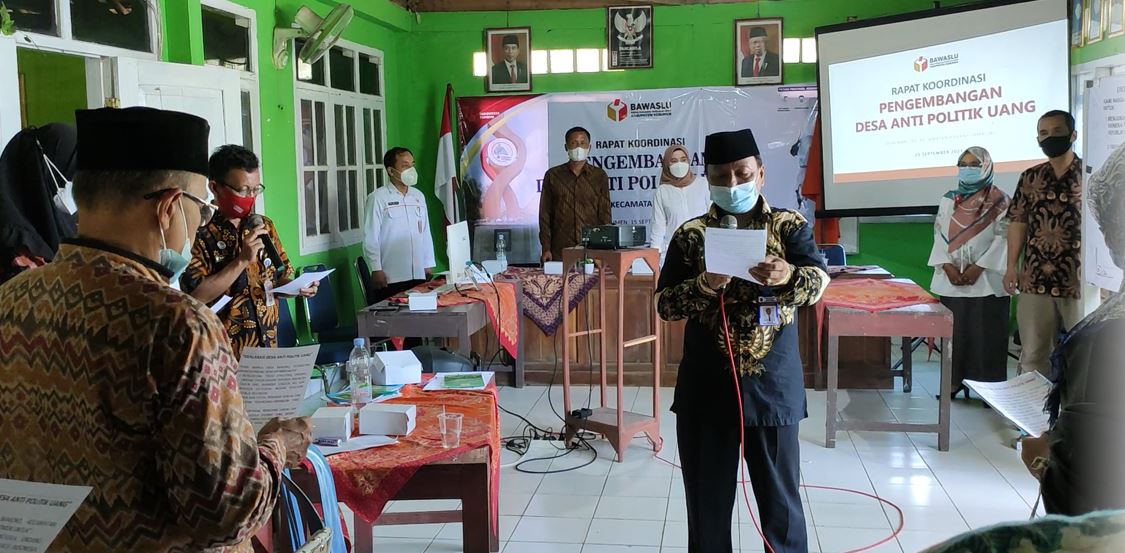 Masyarakat Desa Banioro Kompak Tolak Politik Uang