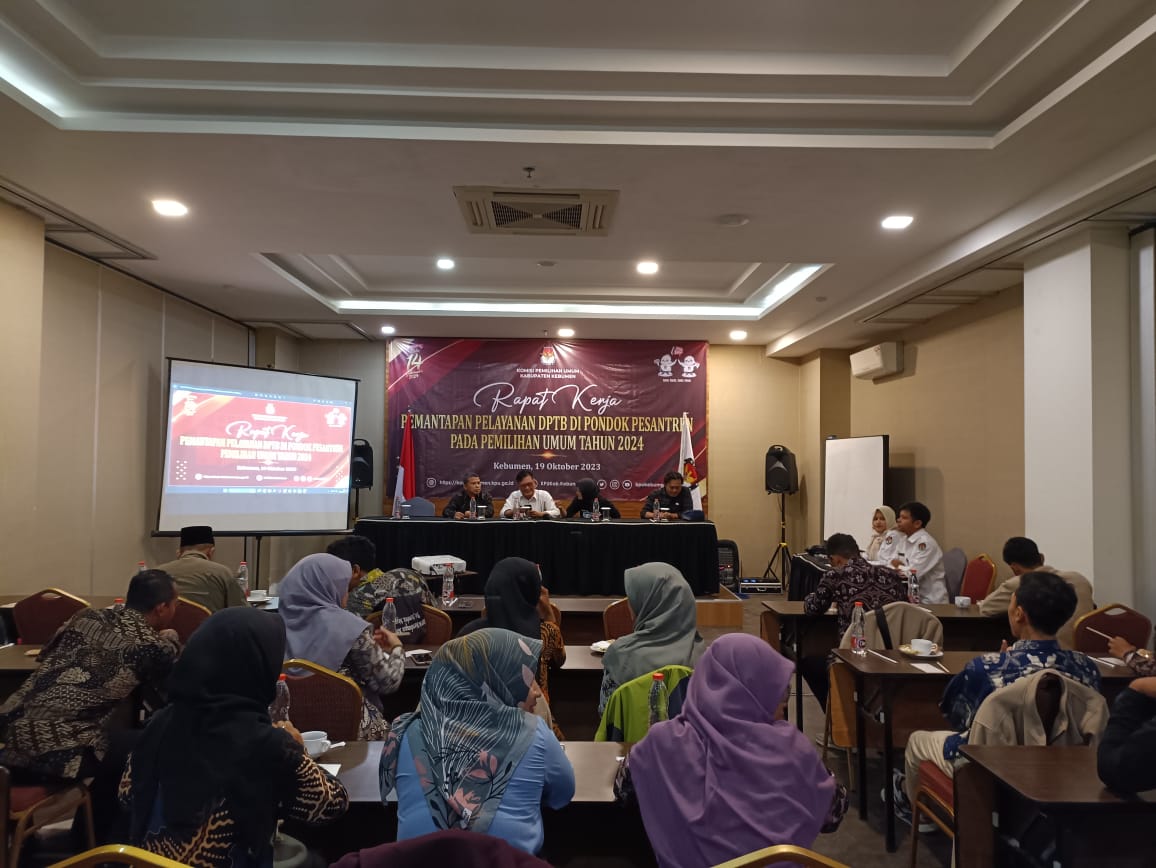 Bawaslu Kebumen Himbau Untuk Maksimalkan Pelayanan Pindah Memilih Untuk Ponpes