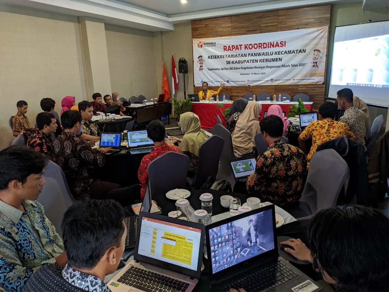 Rakor Kesekretariatan bersama Panwaslu Kecamatan Se Kab. Kebumen