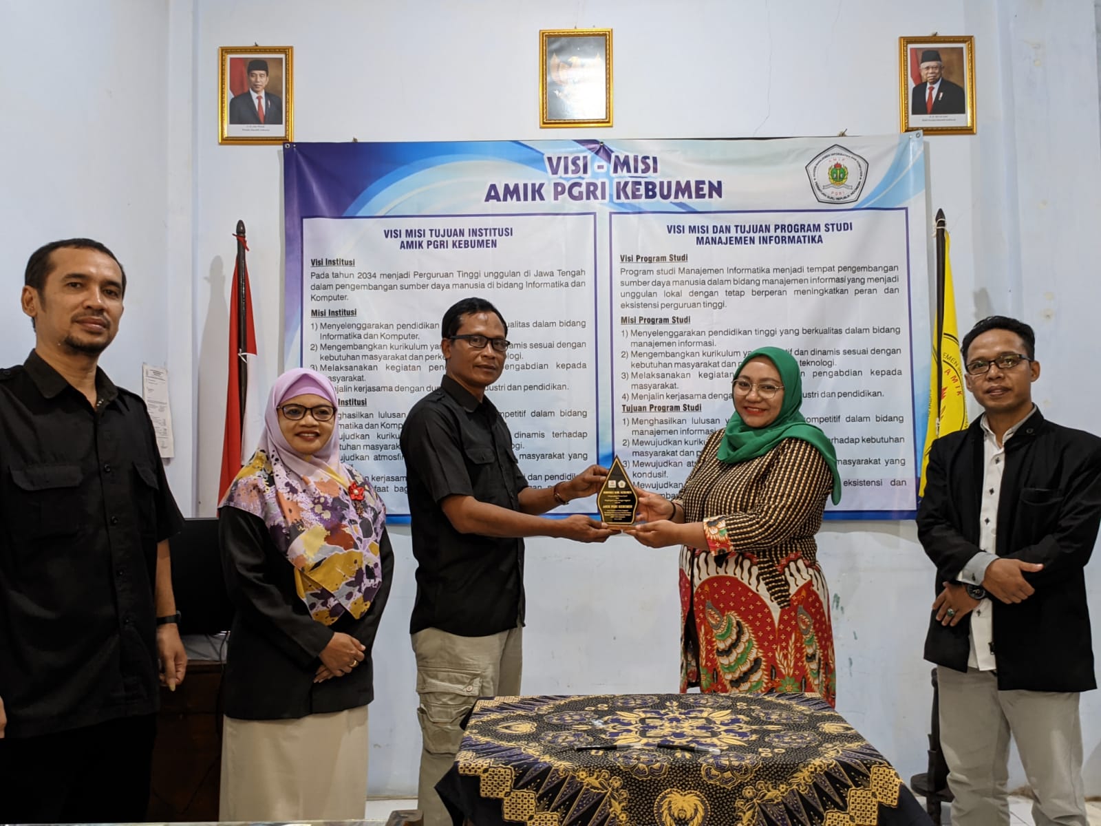 AMIK PGRI SAMBUT BAIK KERJASAMA DENGAN BAWASLU KEBUMEN