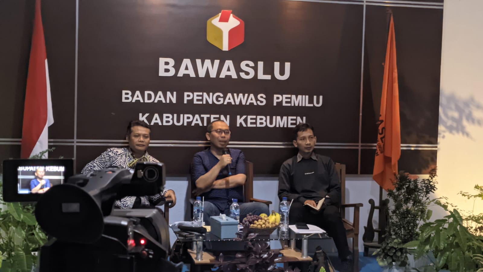 <strong>Jaga Etika Pengawas, Bawaslu Kabupaten Kebumen Adakan Webinar</strong>