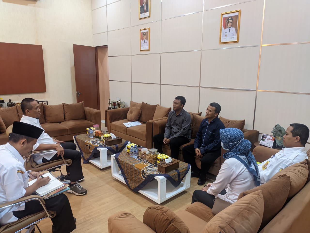 Bawaslu kebumen Audiensi dg bupati, kejari dan kpu kebunen.