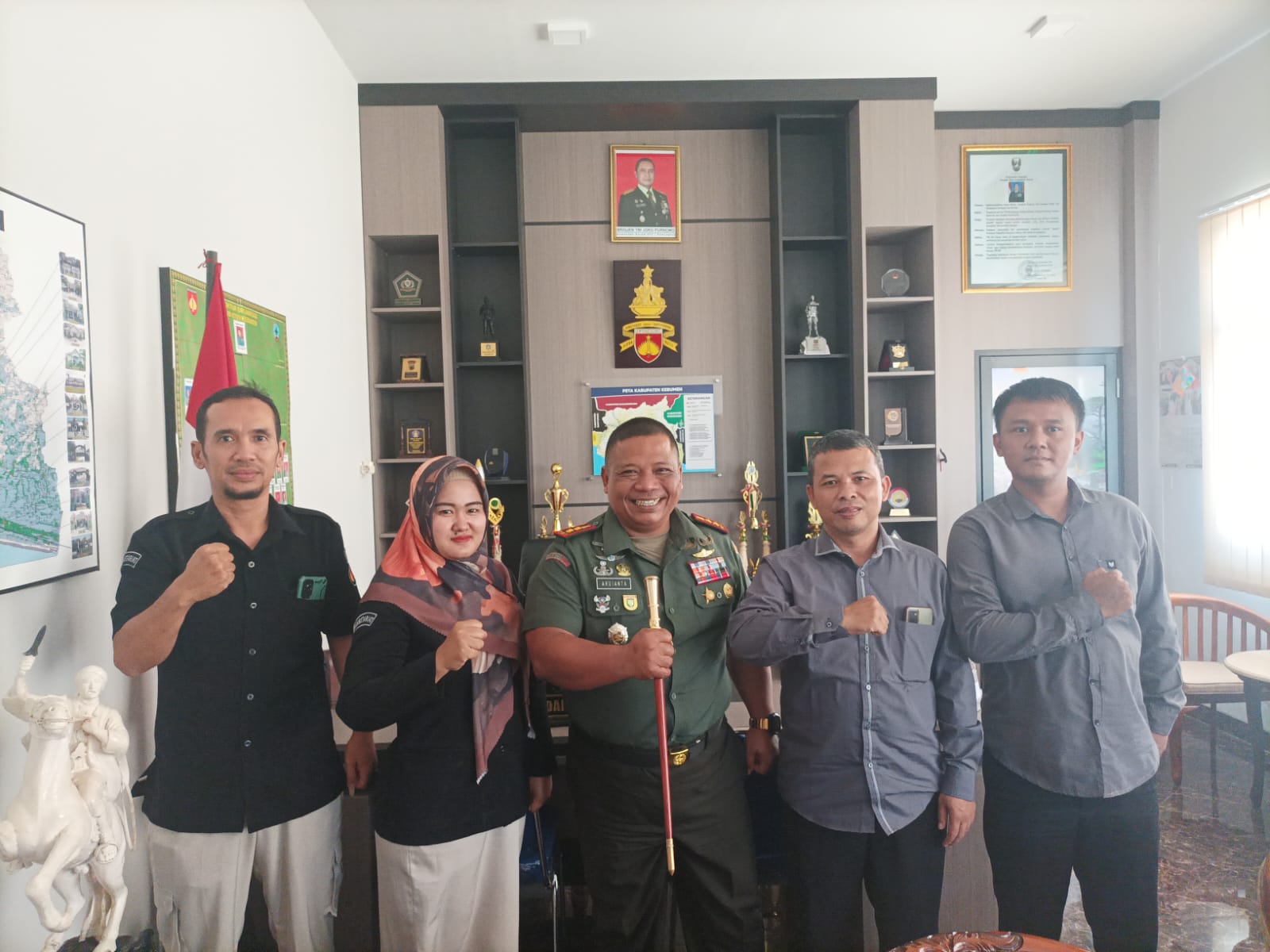 Tingkatkan Sinergitas dengan TNI, Bawaslu Kebumen Kunjungi Makodim 0709 Kebumen