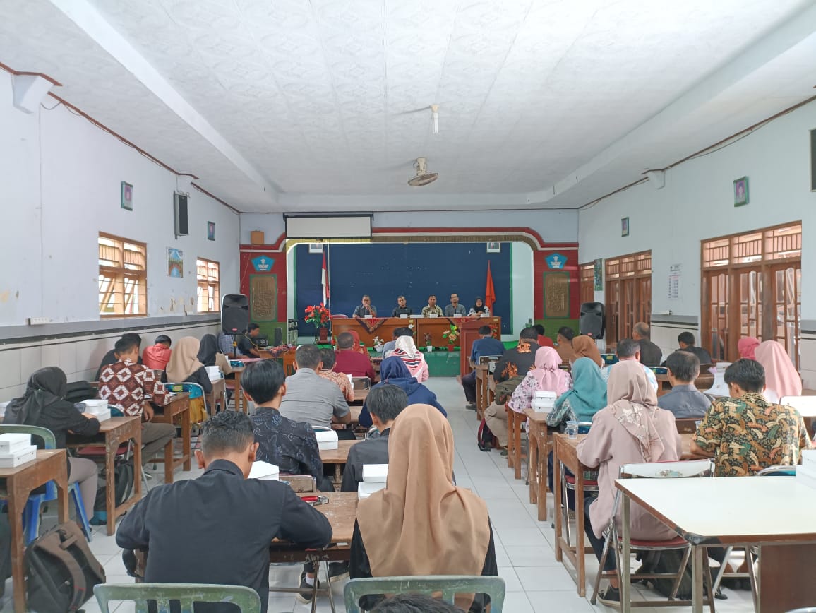 Bawaslu Kebumen Selenggarakan Rapat Kerja Pengawasan Penyusunan DPTb dan DPK