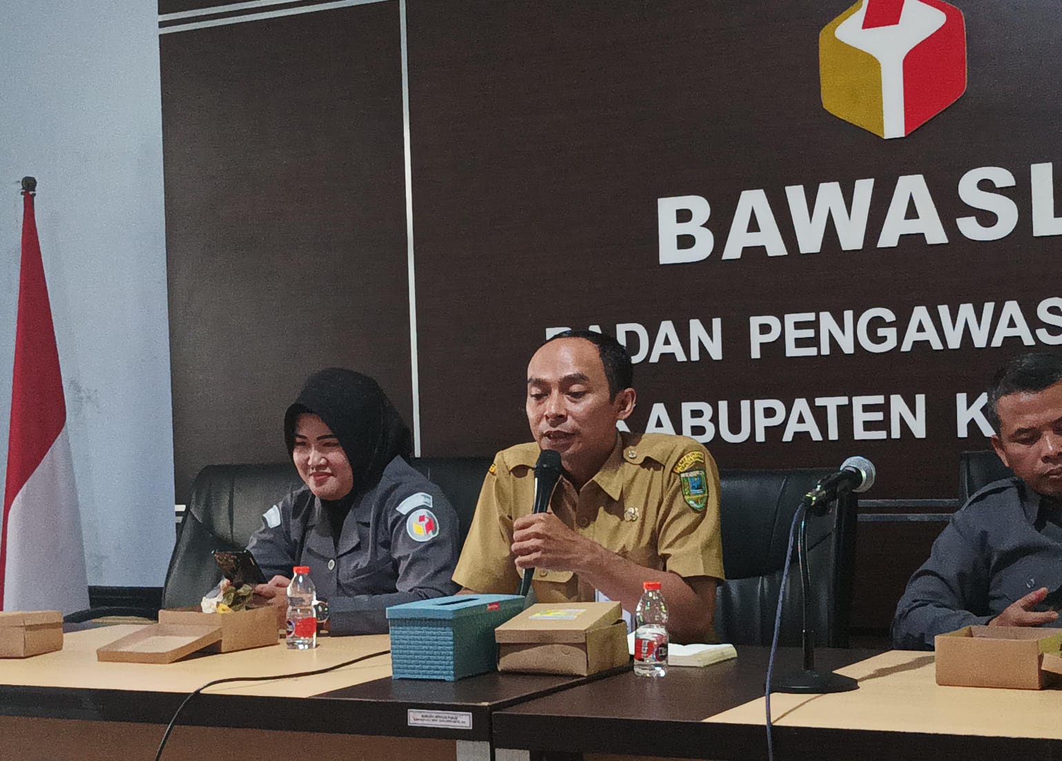 Bentuk Perlindungan Kepada Pengawas, Bawaslu Gelar Rapat Pengelolaan Layanan Hukum