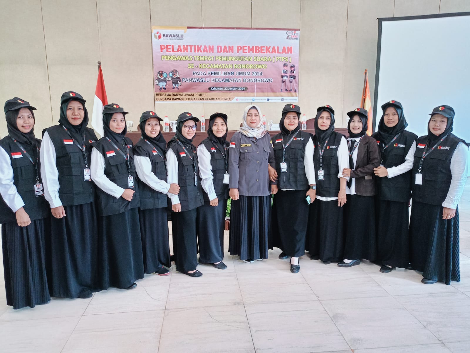 Puluhan PTPS se-Kecamatan Bonorowo sukses dilantik. 