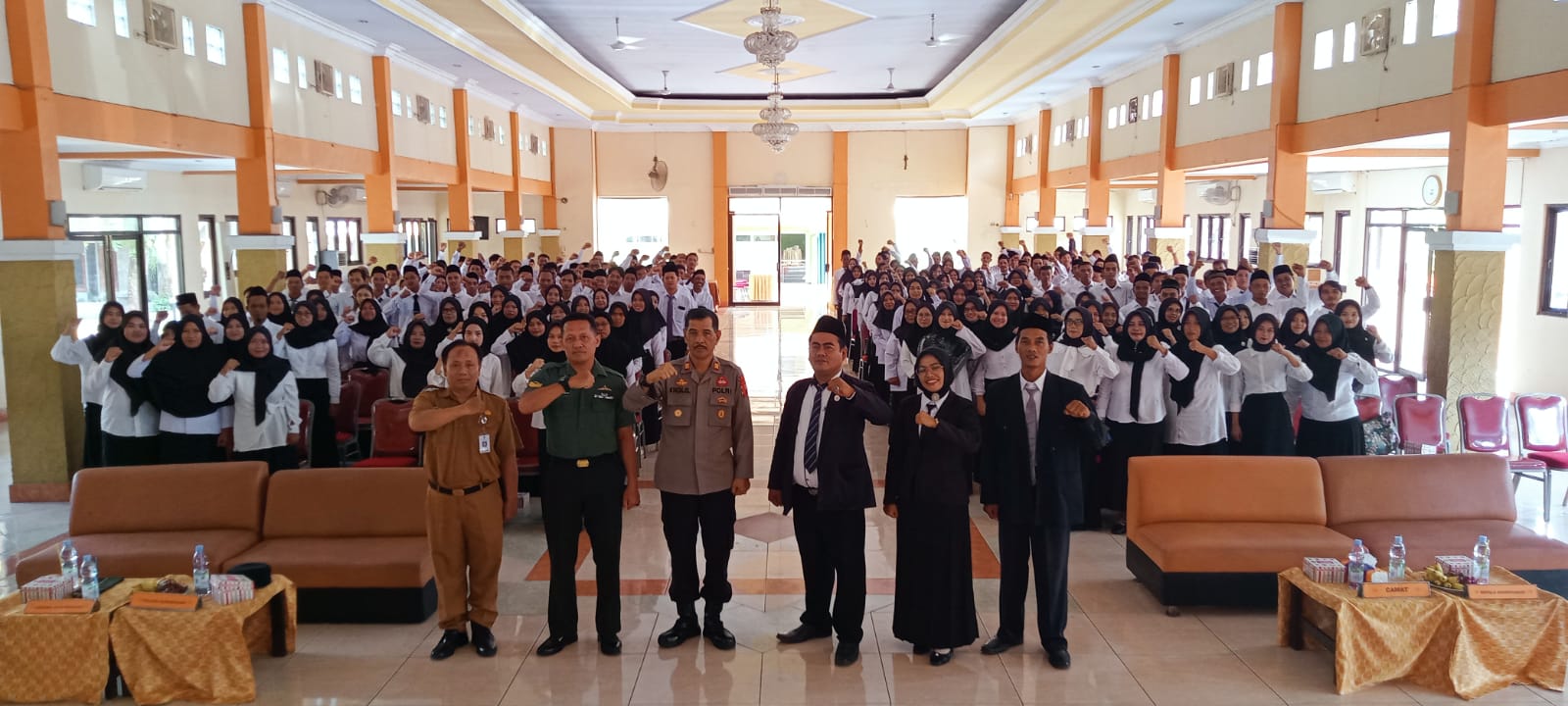 Panwascam Kuwarasan telah melantik sejumlah 182 Pengawas TPS se-Kecamatan Kuwarasan