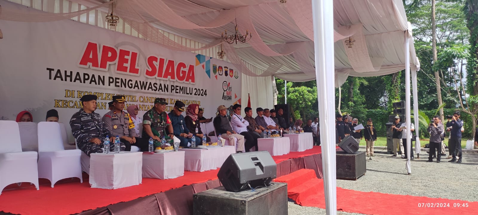 Pemilu Tinggal Menghitung Hari, Bawaslu Kebumen Gelar Apel Siaga Tahapan Pengawasan Pemilu 2024.
