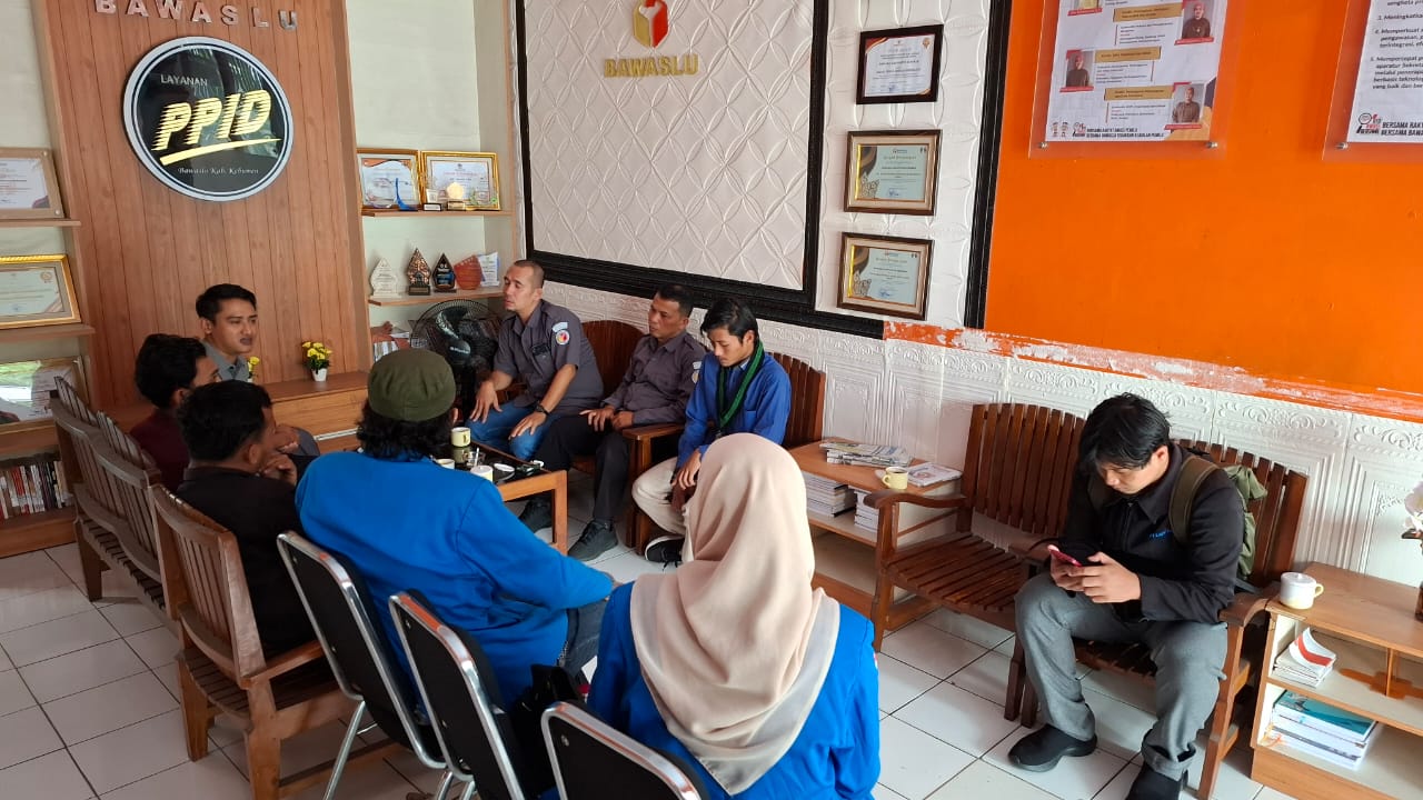 Bawaslu Mulai Distribusikan Buku Hasil Pengawasan Pemilihan