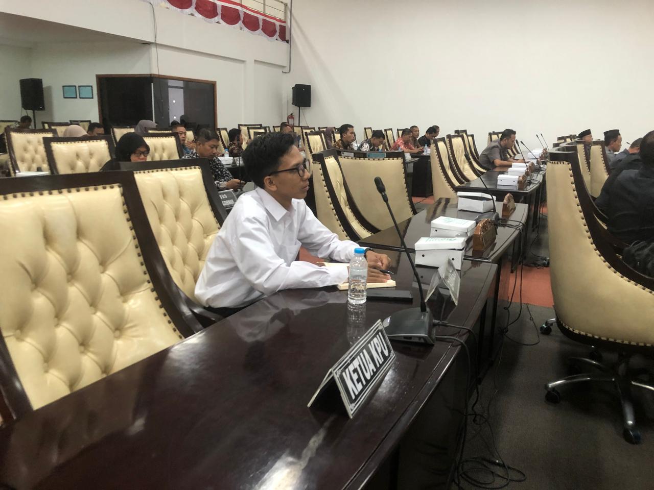 Bawaslu Kebumen Hadiri Rapur DPRD: Tanggapan Bupati Tentang Raperda UMKM