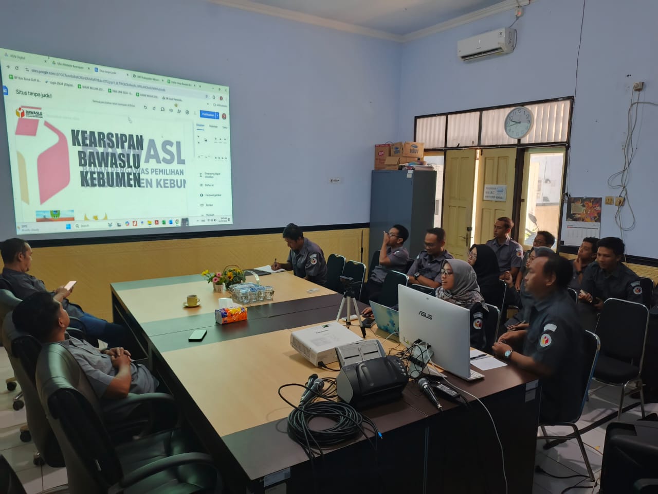 Peningkatan Tata Kelola Arsip, Bawaslu Kebumen Gelar Rapat Pengelolaan Ketatausahaan dan Kearsipan