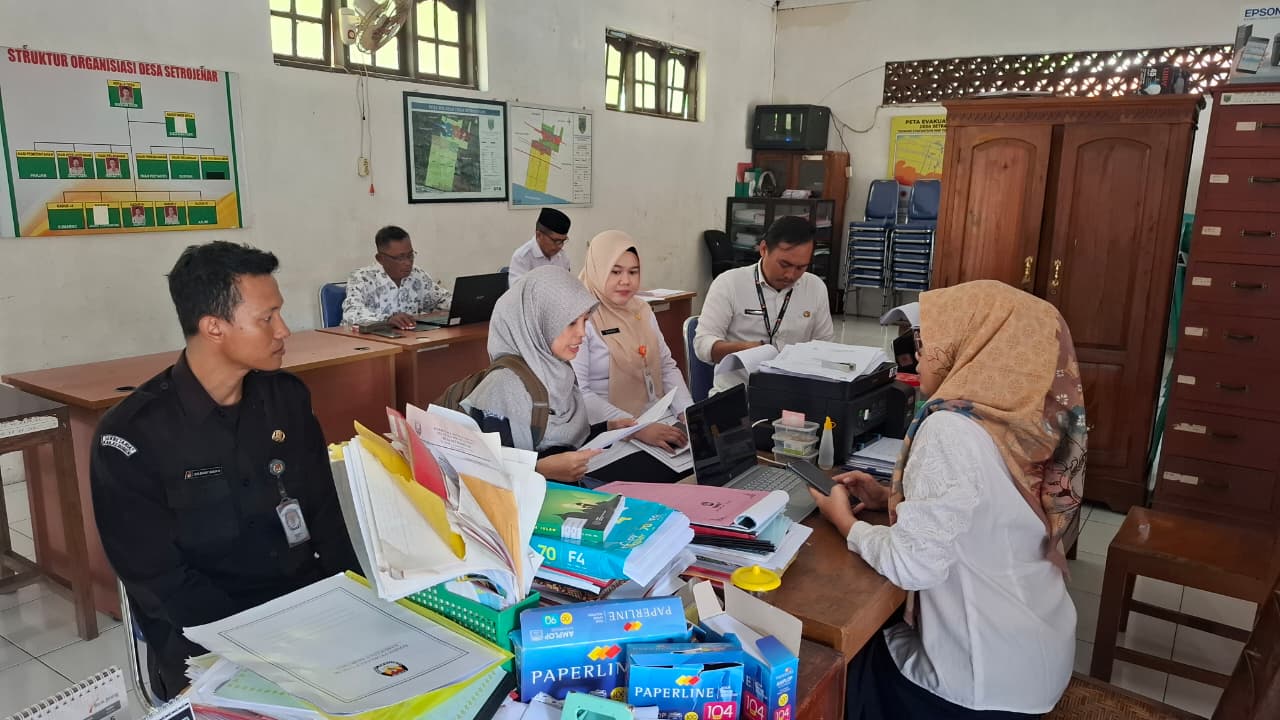 Pastikan Akurasi Data Pemilih, Bawaslu Kebumen Awasi COKTAS di Empat Desa Buluspesantren