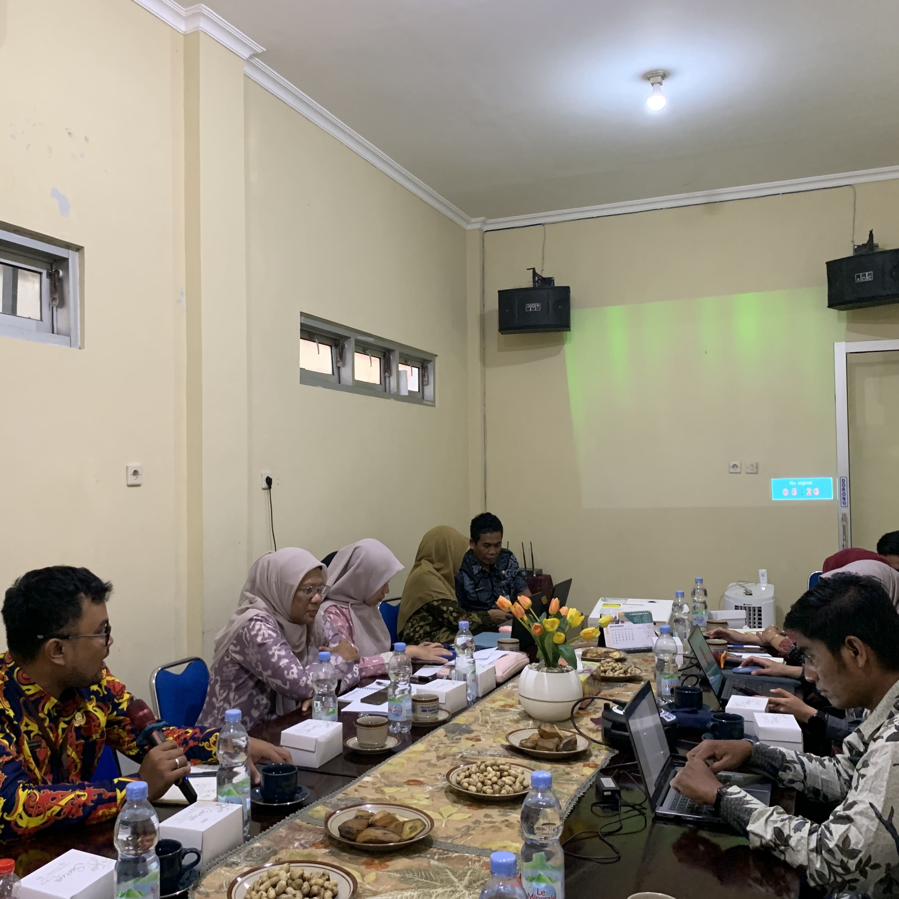 Menghadiri Rapat Pendahuluan Pelaksanaan Pengukuran IDI 