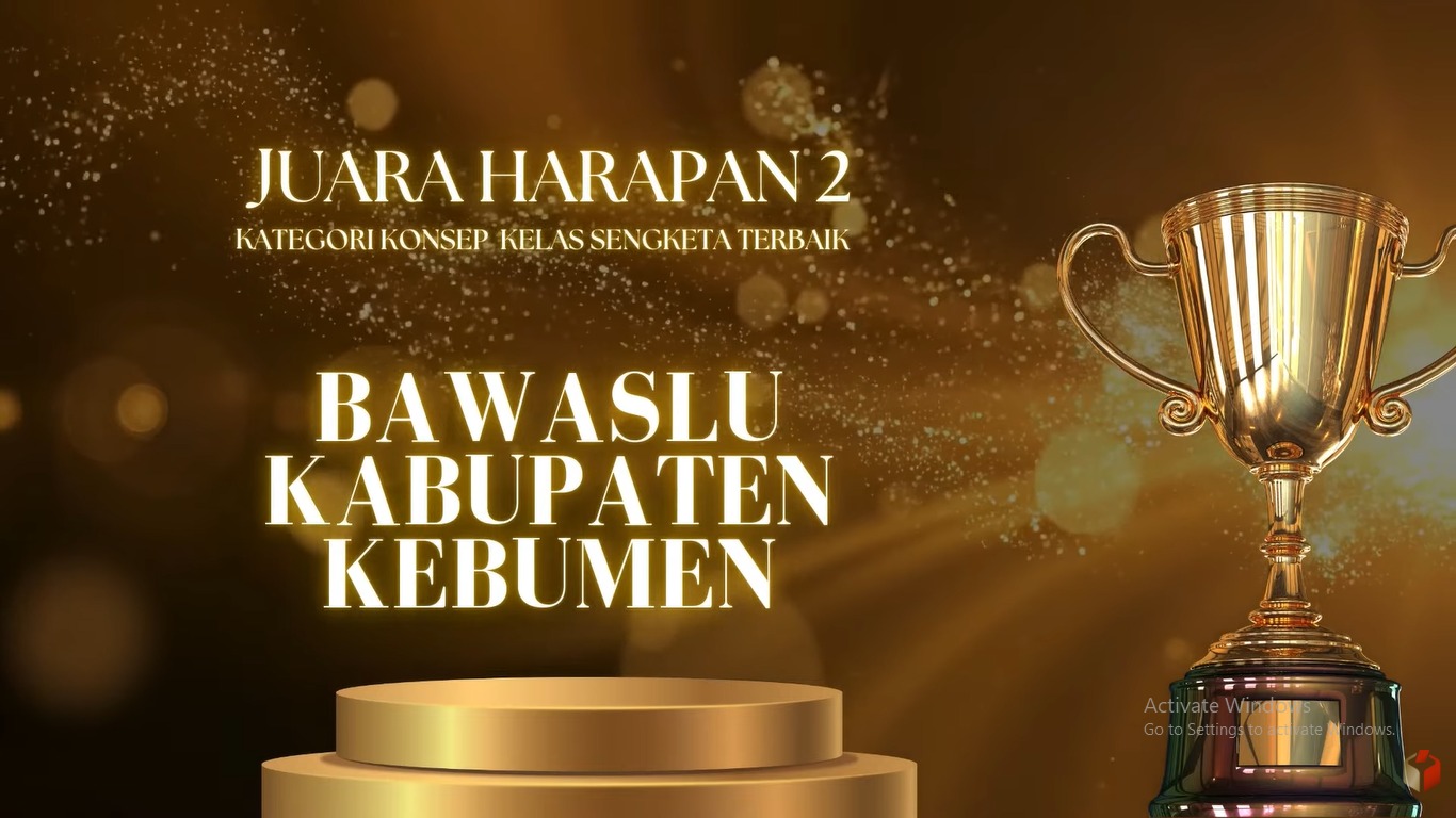Pengumuman peraih penghargaan oleh Bawaslu Provinsi Jateng