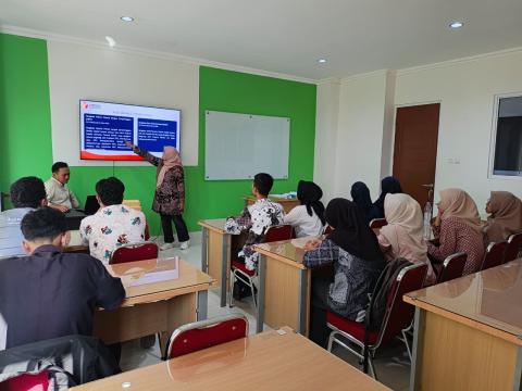 Pertemuan Ketiga Kelas Sengketa UPB Fokus pada Teknik Penyelesaian Sengketa