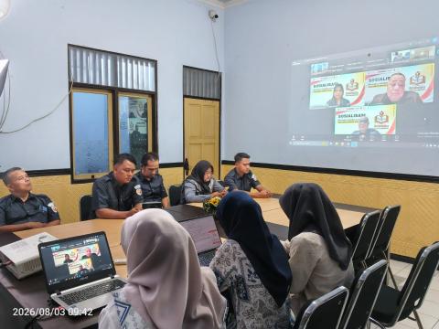 Bawaslu Kebumen Ikuti Sosialisasi Bawaslu Membelajarkan Volume II