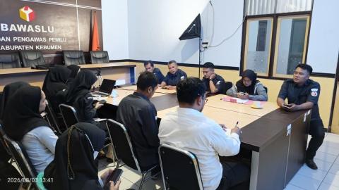 Bawaslu Kebumen Bentuk Tim dan Tetapkan Presenter Bawaslu Membelajarkan Volume II