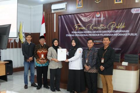 Bawaslu Kebumen Hadiri FKP KPU, Bahas Penyempurnaan Pelayanan Informasi Publik
