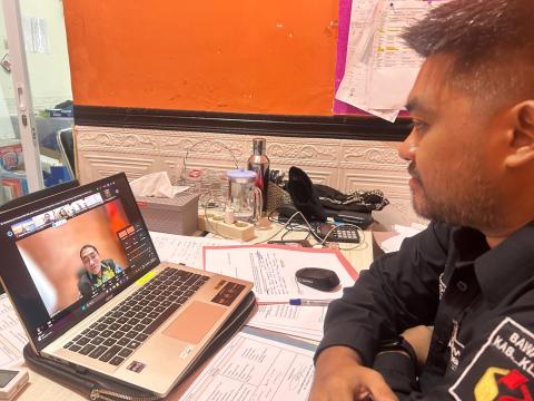 Kepala Sekretariat Bawaslu Kebumen Menikuti Zoom Monitoring dan Evaluasi IKPA Triwulan III Tahun Anggaran 2026