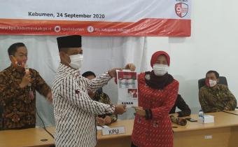 Pengundian dan Penandatangan Pakta Integritas