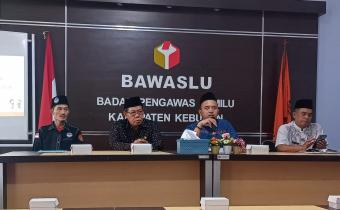 Cegah Potensi Pelanggaran Netralitas Kepala Desa dan Perangkat Desa di Pemilu 2024, Bawaslu Kabupaten Kebumen Lakukan Sosialisasi