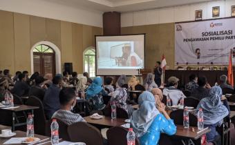 Tingkatkan Pengawasan Partisipasi Masyarakat Bawaslu Kabupaten Kebumen adakan Sosialisasi