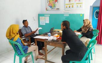 Bawaslu Kabupaten Kebumen patroli Pengawasan Kawal Hak Pilih di Kecamatan Ayah dan Buayan