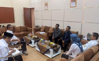 Bawaslu kebumen Audiensi dg bupati, kejari dan kpu kebunen.