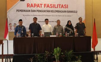 Bawaslu Kebumen Adakan Rapat Fasilitasi Dalam Rangka Pembinaan dan Penguatan Kelembagaan Bawaslu