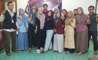 Panwaslu Ambal saat monitoring penyusunan DPHP