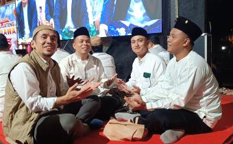 Komisioner Bawaslu Kabupaten Kebumen saat acara Sholawat