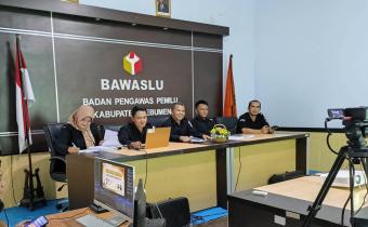 Ketua Beserta Anggota Bawaslu Kabupaten Kebumen