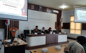 Bawaslu Kebumen Hadiri Rapat Koordinasi Persiapan Pembukaan Rekening Khusus Dana Kampanye dan Pengundian Nomor Urut Peserta Pemilihan 2024