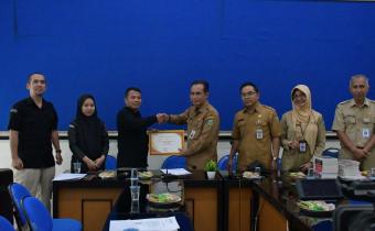 Bawaslu dan Dinas Kearsipan dan Perpustakaan Kabupaten Kebumen Tanda Tangani Perjanjian Kerjasama