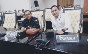 RAPUR PENYAMPAIAN BUPATI ATAS TANGGAPAN FRAKSI (RAPERDA P-APBN 2025)