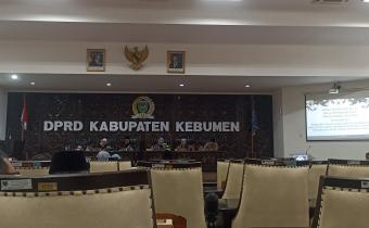 Pendapat Akhir dan Pengambilan Keputusan DPRD Kebumen dalam Raperda Perubahan APBD Tahun Anggaran 2025