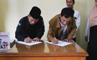 Bawaslu dan MA Annawawi 03 Kebumen Teken Kerjasama Pendidikan Demokrasi