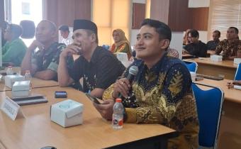 Nurul Ichwan Uji Petikkan Data Pemilih Sidalih Pada Rapat Rekapitulasi PDPB Triwulan III