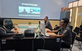 Bawaslu Kebumen Ikuti Peluncuran Buku Saku “PENTAS PEMILU”