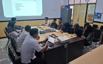 Bawaslu Kebumen Matangkan Persiapan Simulasi Penyelesaian Sengketa Bersama Mahasiswa Universitas Putra Bangsa Kebumen