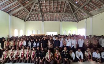 Mengenal Demokrasi Lebih Dekat, Bawaslu Kebumen Hadir di Tengah Siswa Baru SMK Ma'arif 5 Gombong