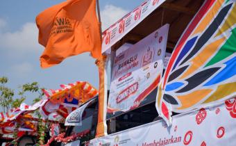 Kenalkan Program “Bawaslu Membelajarkan” Bawaslu Kebumen ikuti karnaval pembangunan