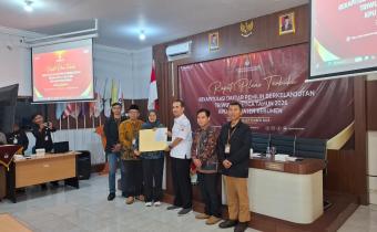 Bawaslu Kebumen menerima Berita Acara Rapat Pleno PDPB Triwulan III Tahun 2026